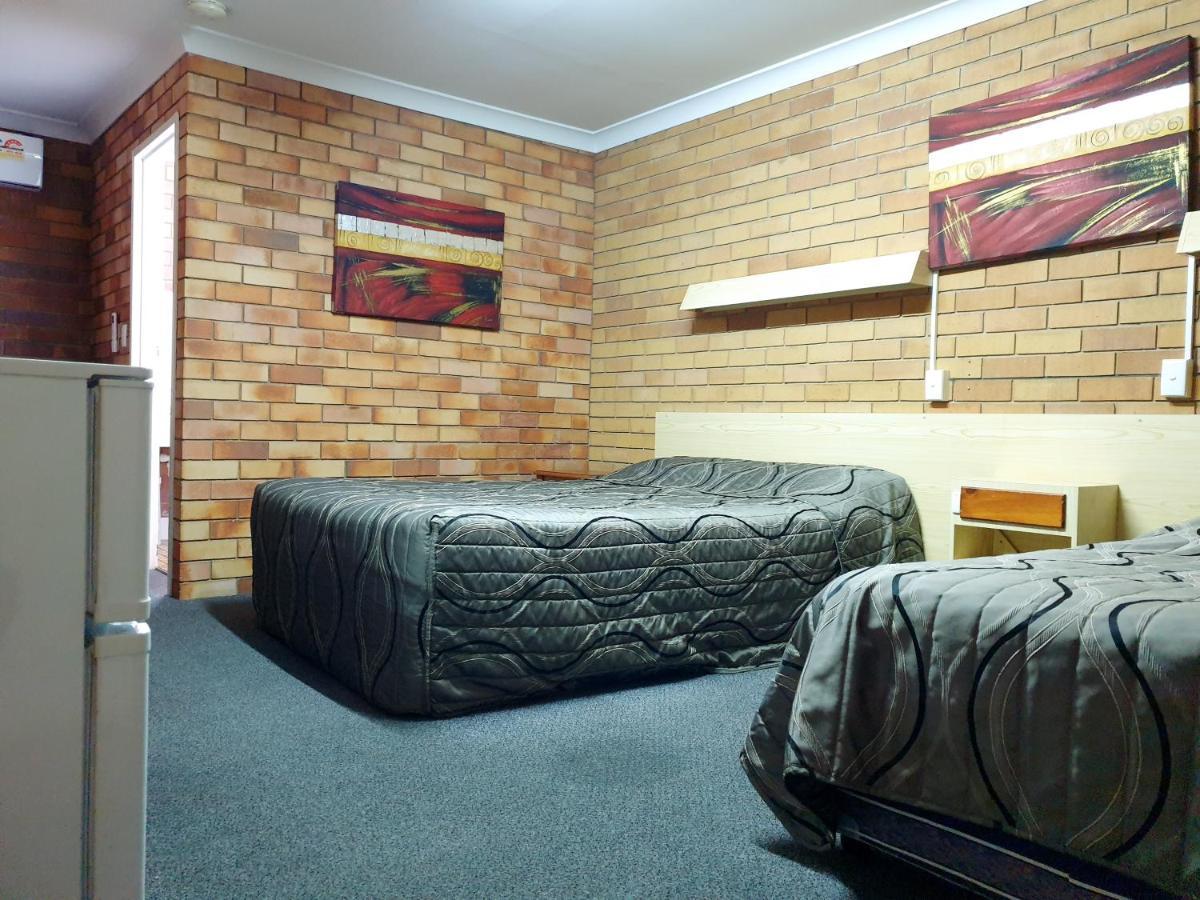 Glen Innes Lodge Motel Extérieur photo