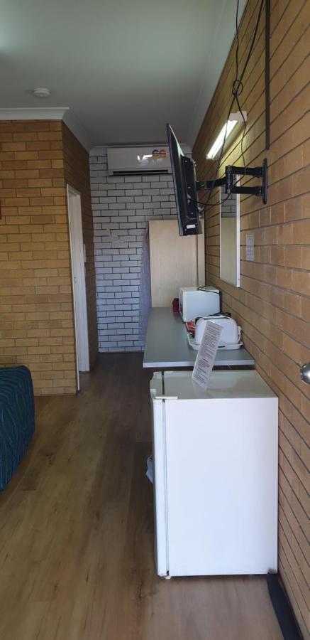 Glen Innes Lodge Motel Extérieur photo