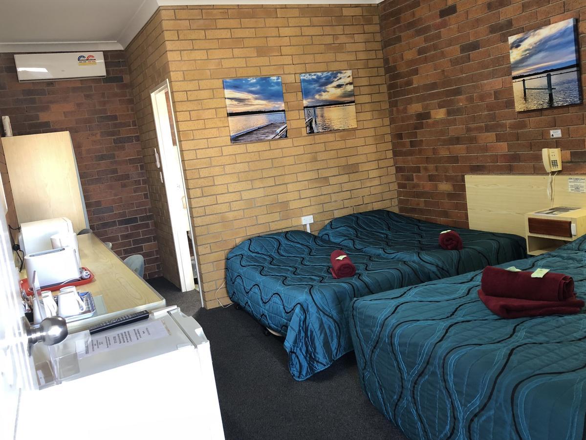 Glen Innes Lodge Motel Extérieur photo