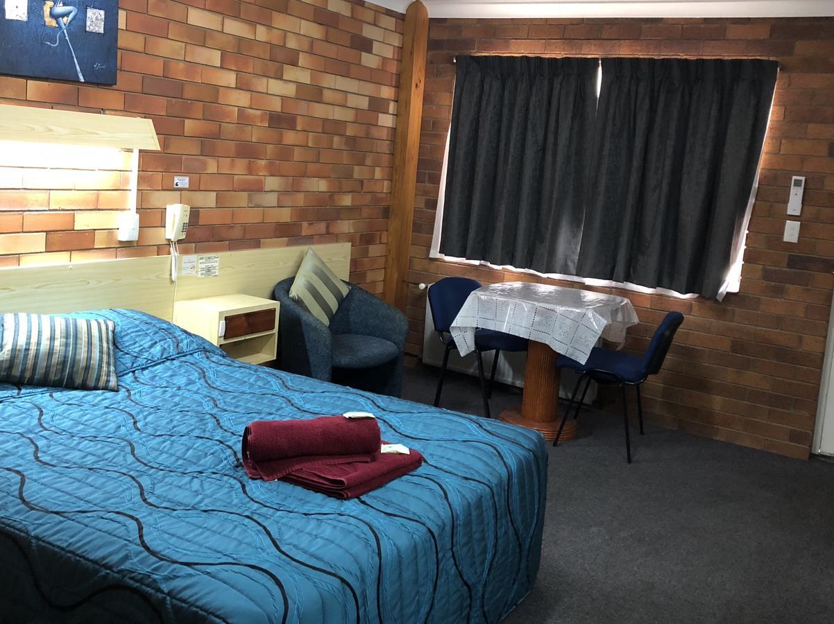 Glen Innes Lodge Motel Extérieur photo