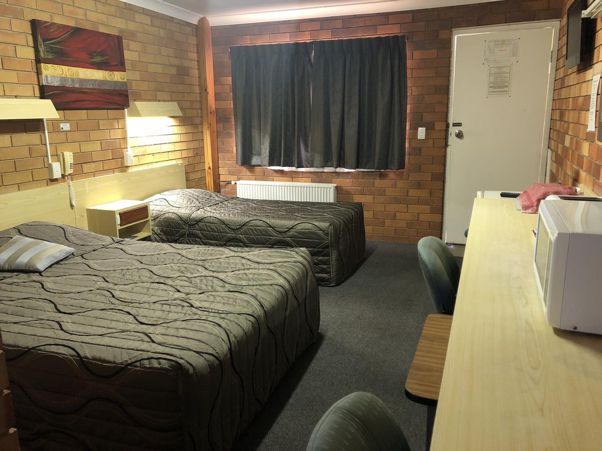 Glen Innes Lodge Motel Extérieur photo